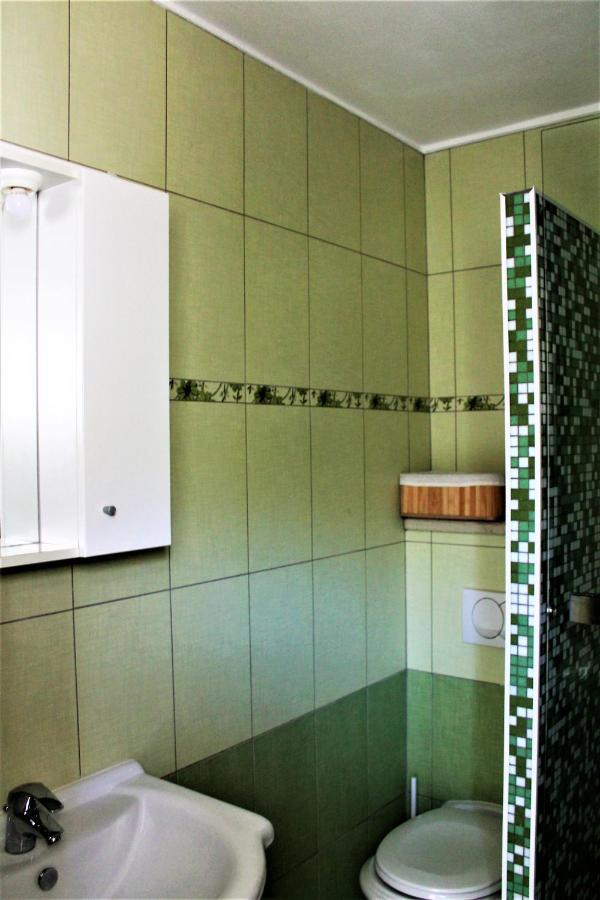 Apartmani Klaudija Valun Exteriör bild